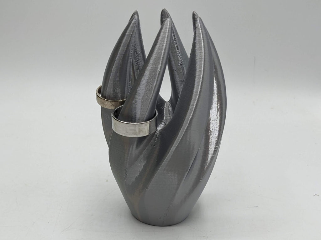Ring Holder / Twisted Ring Stand Jewellery Holder / Trinket Ring Holder / Ring Stand / Jewellery Display / Ring Display / Ring Storage