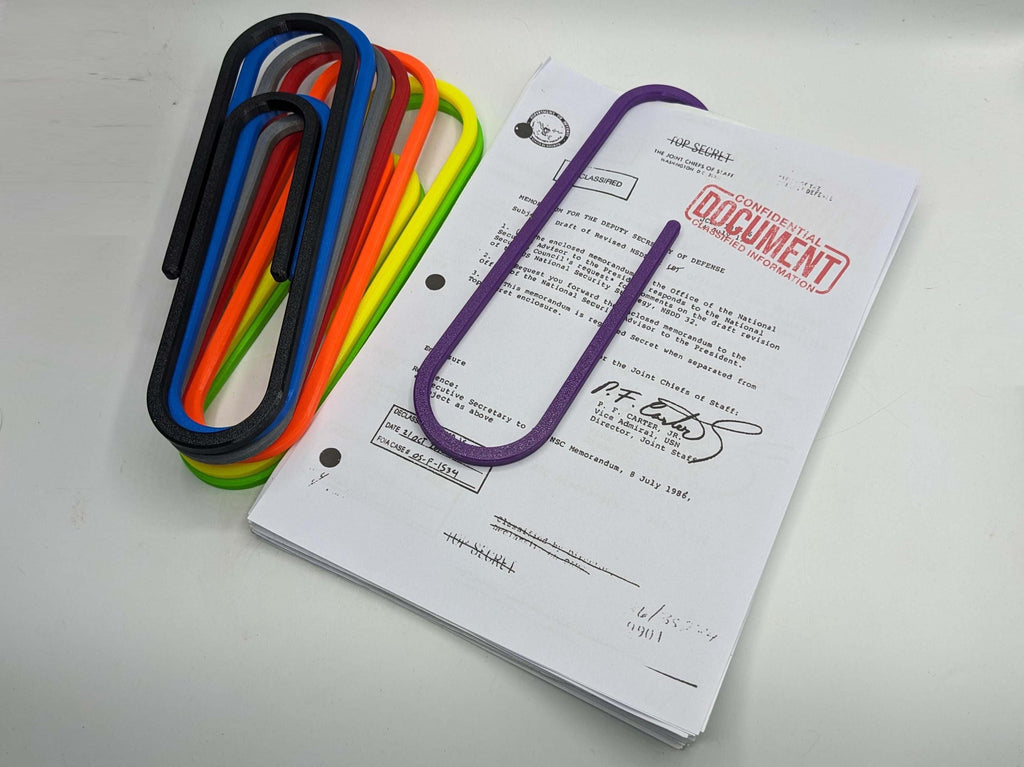 Giant Paperclip / Oversized Paperclip / Big Paperclip / Stationery Paperclip / Novelty Office Stationery / Office Supplies / Paperclip Tidy