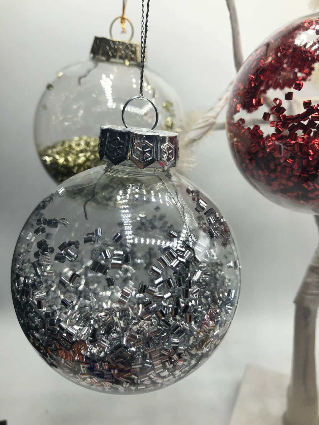 Personalised Pet Paw Bauble / Paw Print / Pet Memorial Bauble / Pet Personalised Decoration / Dog Bauble / Personalised Christmas Gift / Cat