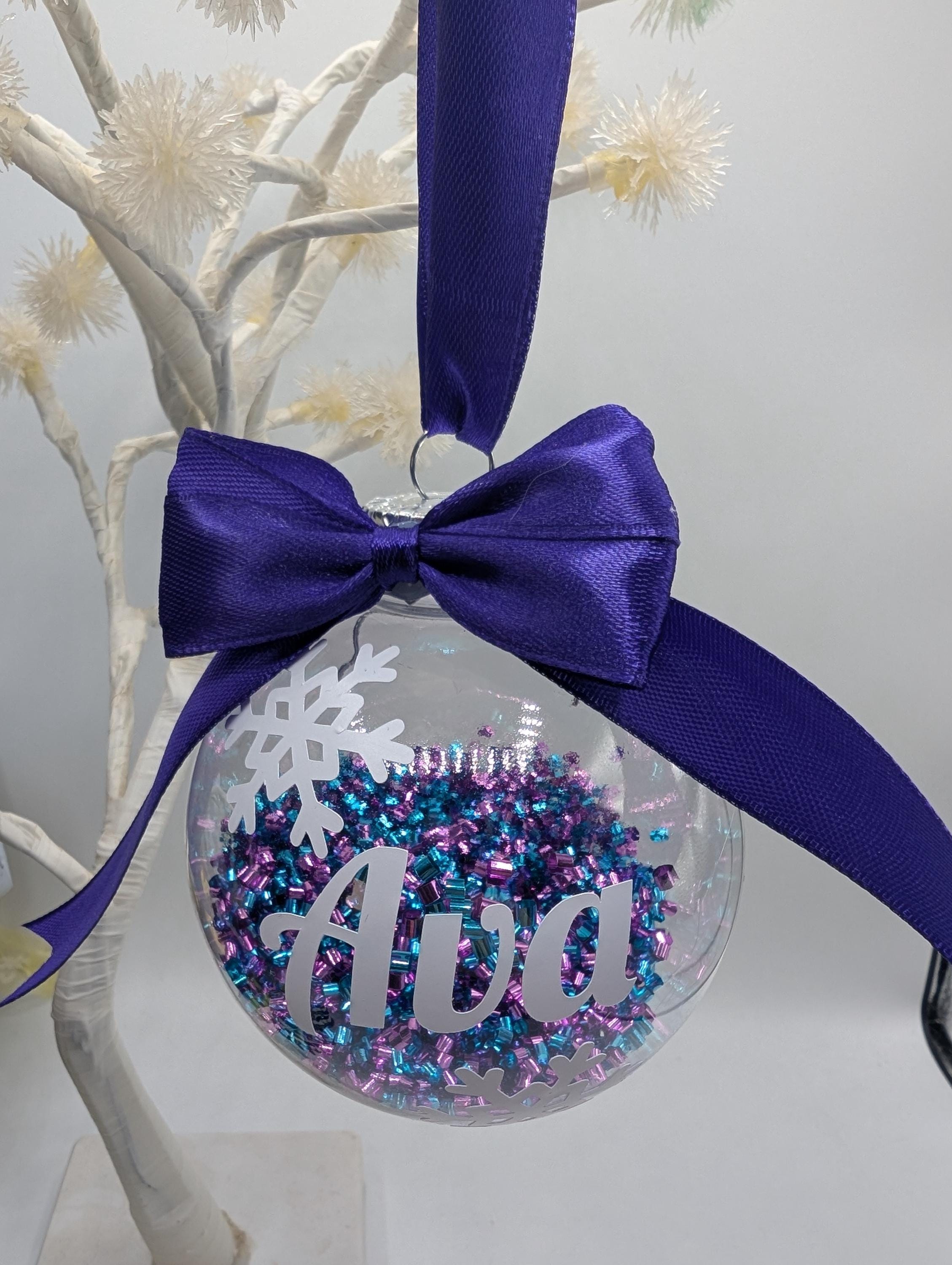 Personalised Snowflake Christmas Bauble, Personalised Bauble, Tree Personalised Decoration, Name Bauble, Tree Decoration Gift, Bauble Gift