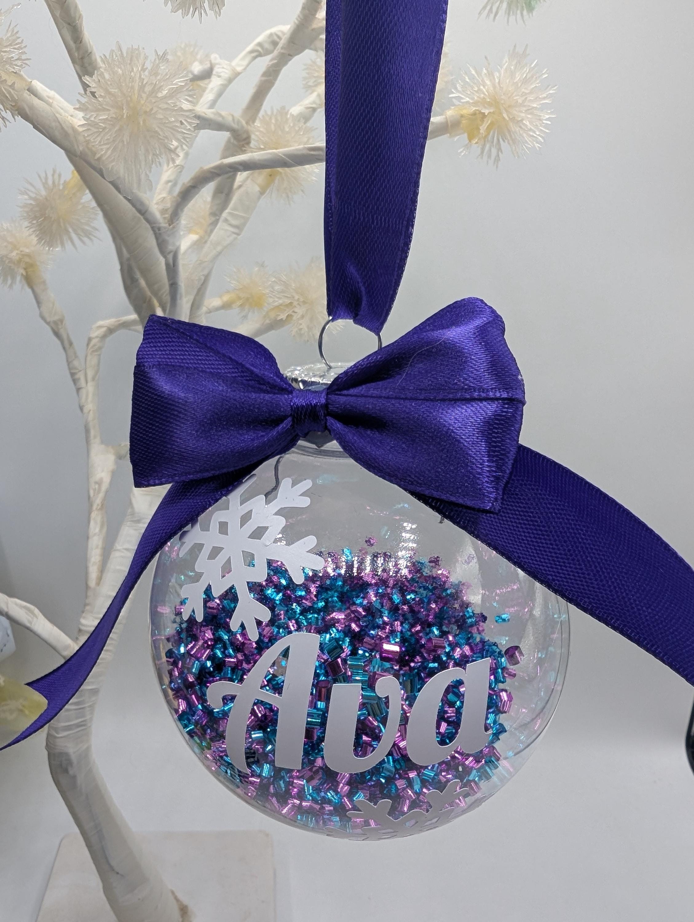 Personalised Snowflake Christmas Bauble, Personalised Bauble, Tree Personalised Decoration, Name Bauble, Tree Decoration Gift, Bauble Gift