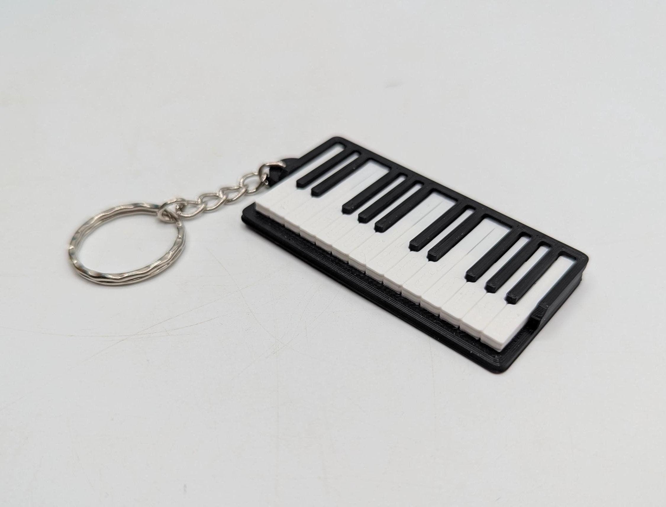 Piano Keyring, Keyboard Keyring, Piano Shape Gift, Piano Player Gift, Music Teacher Gift, Musician Keyring, Pianist Gift, Piano Lover Gift