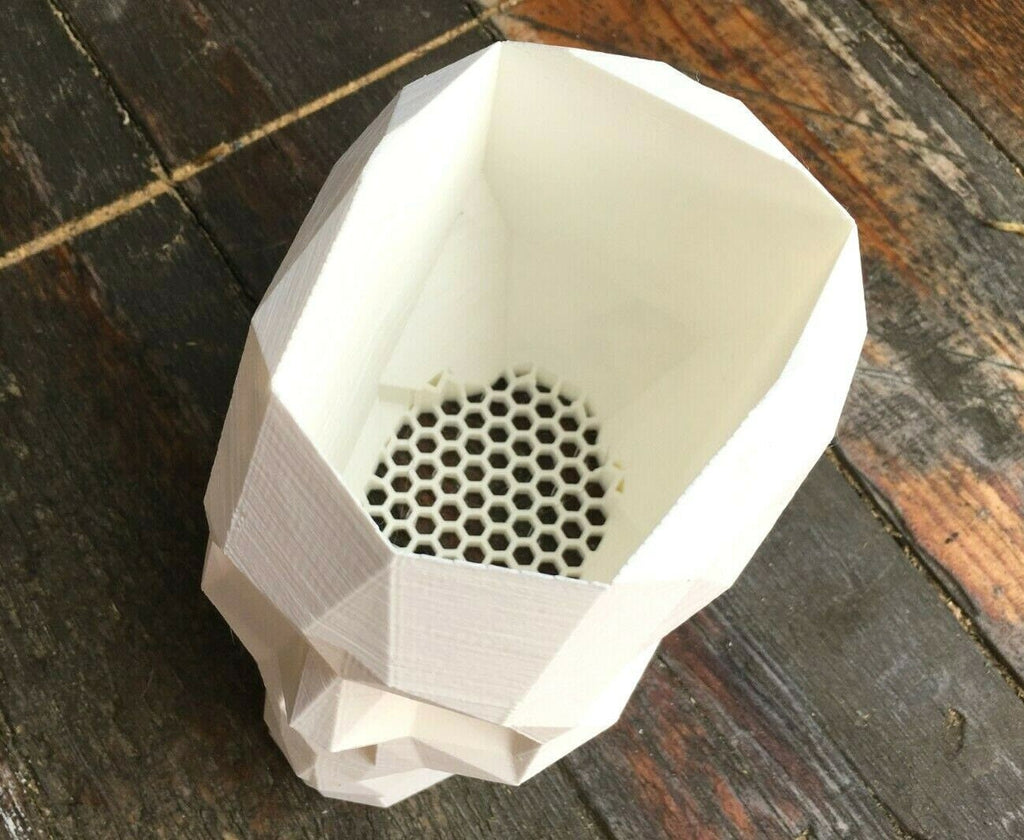 Skull Plant Pot, Skull Planter, Gothic Plant Pot Gift, Skull Ornament, Gothic Garden Pot, Skull Flower Pot, Gothic Home Decor, Skull Pot