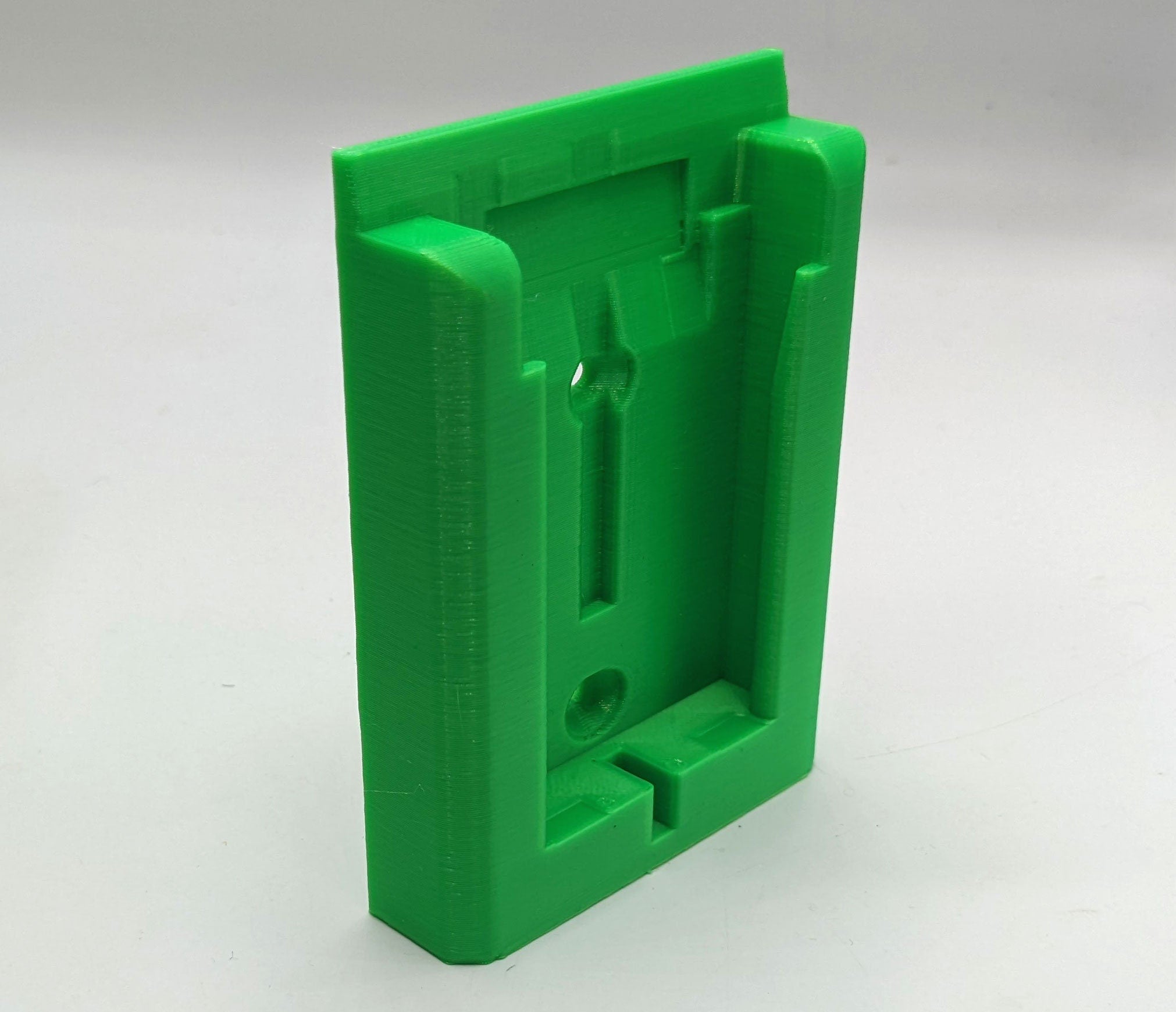 Stanley Fatmax V20 18v Batteries -Wall or Undershelf +Colour Choice / Battery Holder for Stanley Fatmax V20 18v Batteries / Battery Mount