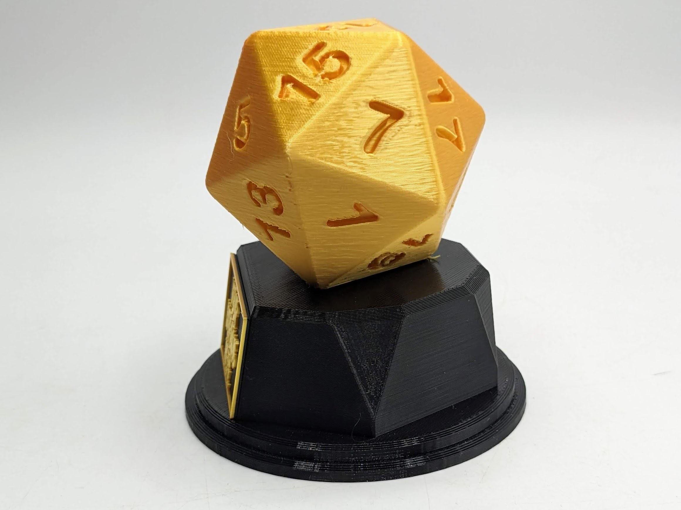 Personalised D20 Trophy / D20 Trophy / D20 Dice Fun Trophy / D20 Dice Gift / D20 Award / D20 Dice Ornament / D20 Board Gaming Gift / D20