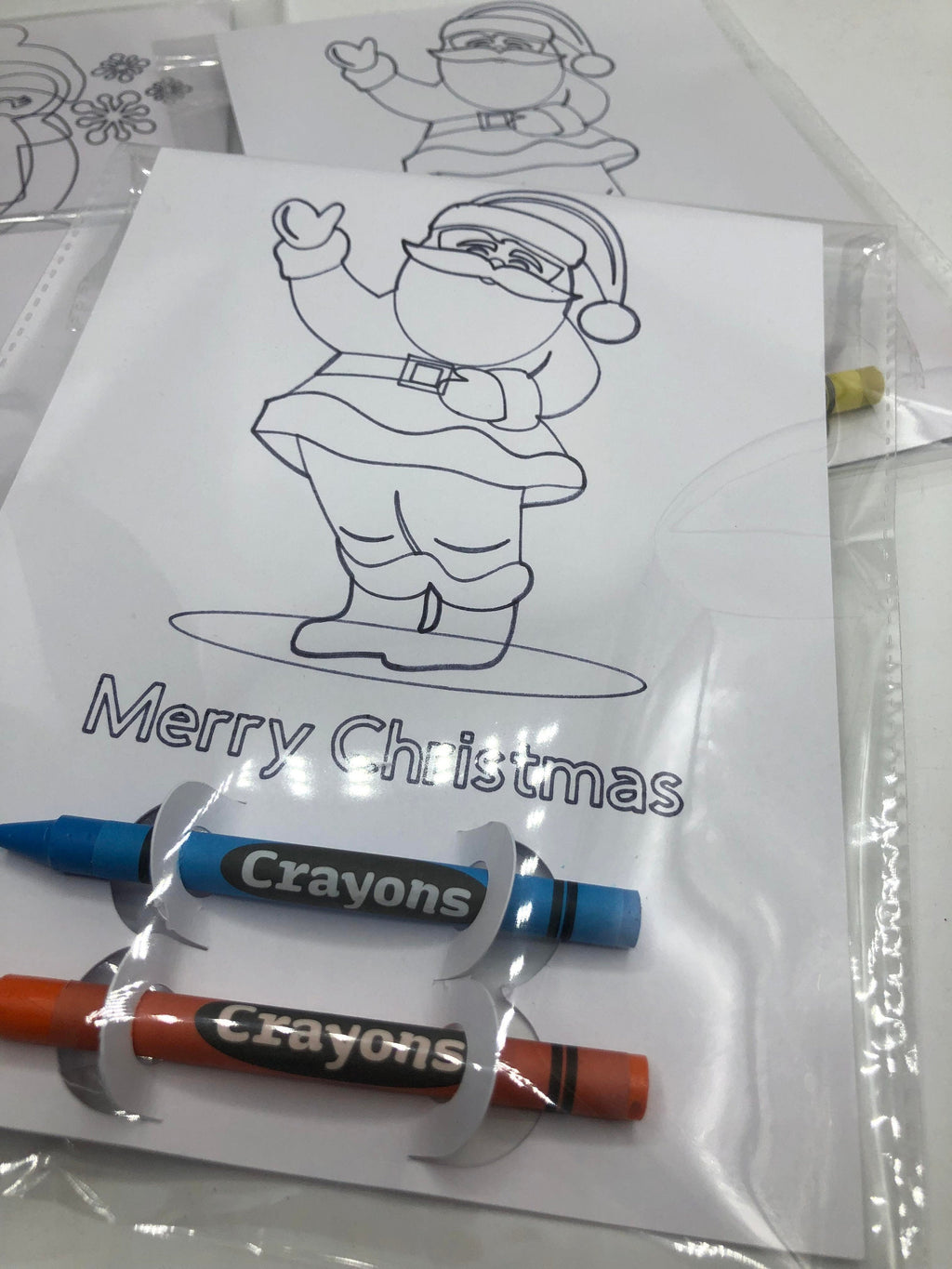 Stocking Filler Colouring & Crayons X2 / Christmas Eve Box Filler / Party Bag Filler / Christmas Colouring Sheet / Gift for Children / Xmas