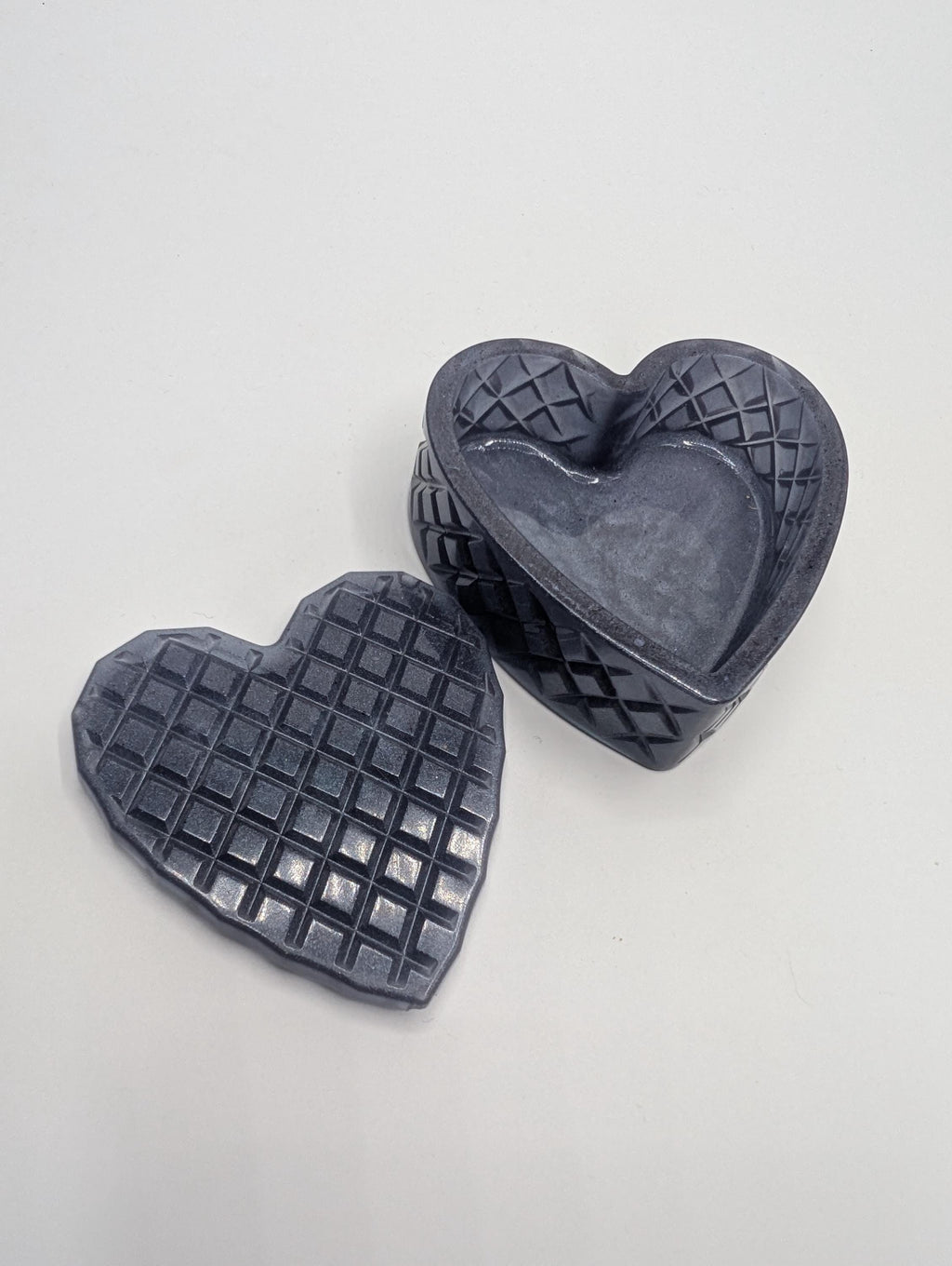 Handmade Trinket Box, Handmade Resin Heart, Heart Trinket Box for Rings, Trinket Heart Storage, Jewellery Storage Heart, Jewelery Box Heart