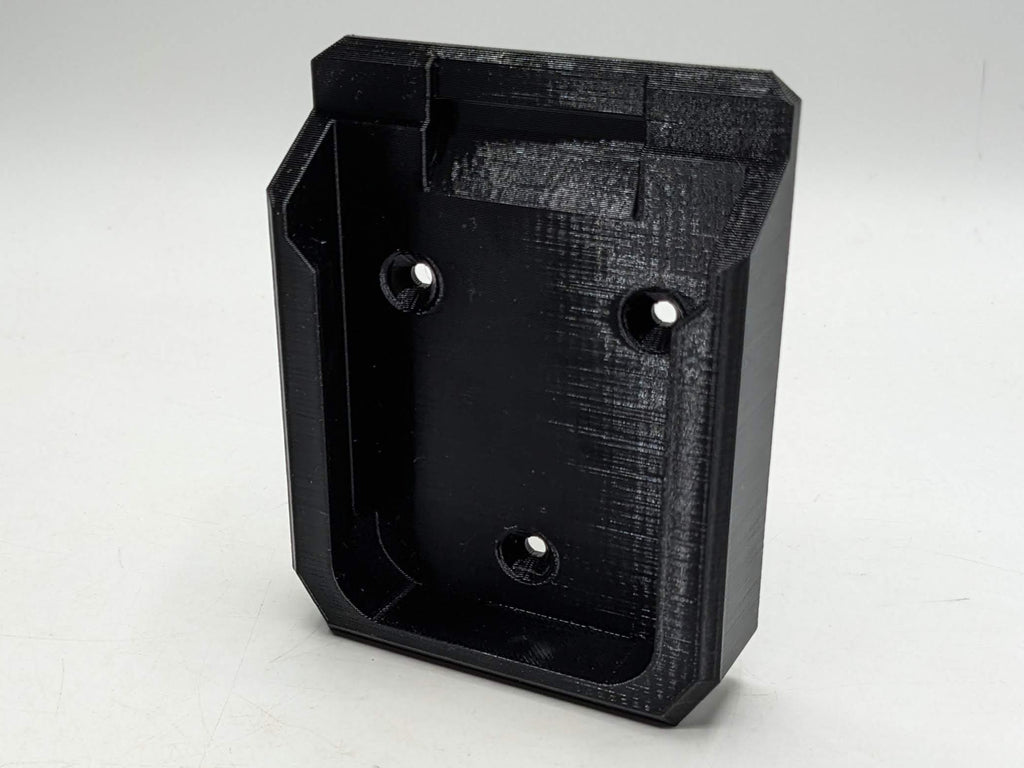 Makita 40v XGT Battery Compatible Battery Wall Mount / Storage Holder for Shed, Van or Workshop