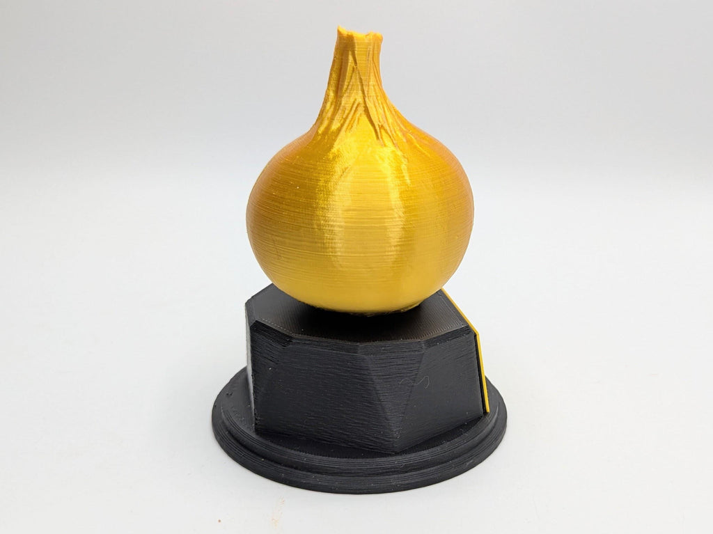Personalised Onion Trophy, Onion Layers Trophy, Onion Lover Gift, Vegetable Award, Onion Award Trophy, Custom Onion Trophy, Onion Shape Gift