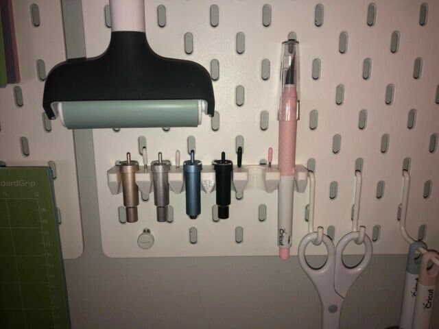 Cricut Explore Tool Holder / Cricut Explore Blades & Replacements Fits Ikea Skadis Pegboard / Tool Holder for Cricut Explore / Skadis Tool
