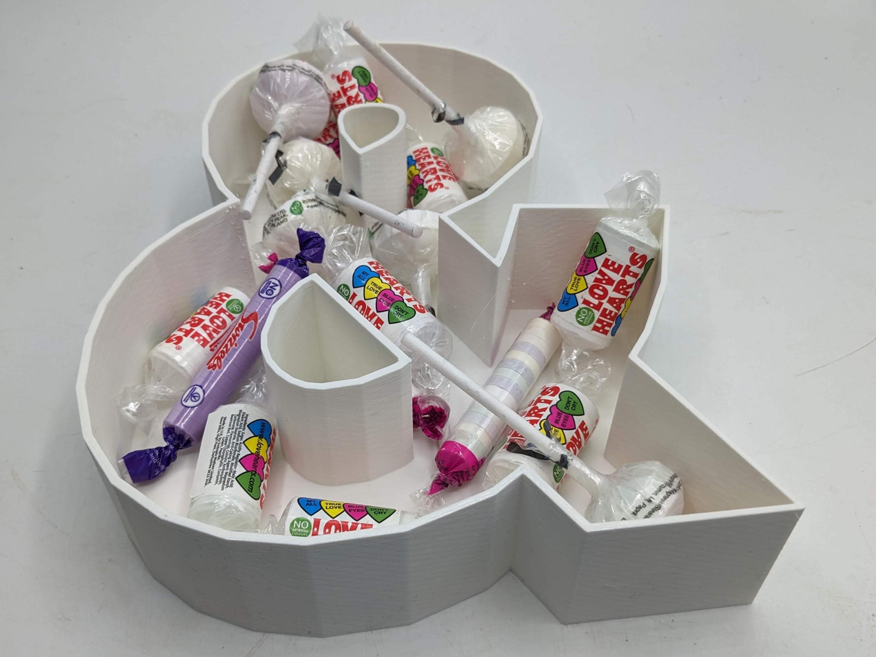 Wedding Large Letters (8.5") for Sweet filling / Wedding Cake Alternative / Wedding Table Decoration / Wedding Sweet Stand / Wedding Floral