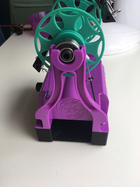 USB Battery Holder for EEW Nano Electric Spinning Wheel / Cover - EEW Nano Spinning Wheel. Nano Electric Spinning Wheel Battery Cover