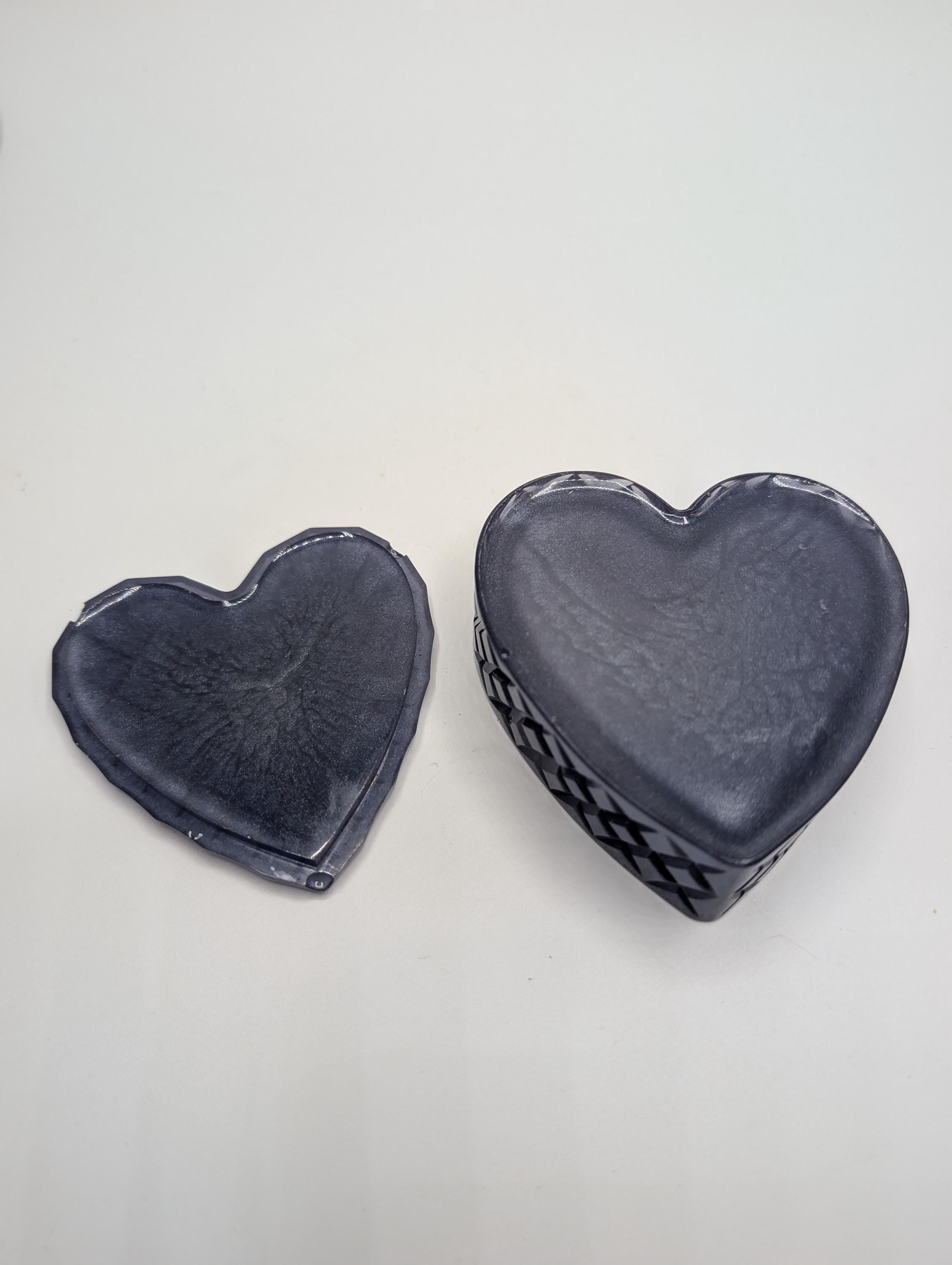 Handmade Trinket Box, Handmade Resin Heart, Heart Trinket Box for Rings, Trinket Heart Storage, Jewellery Storage Heart, Jewelery Box Heart