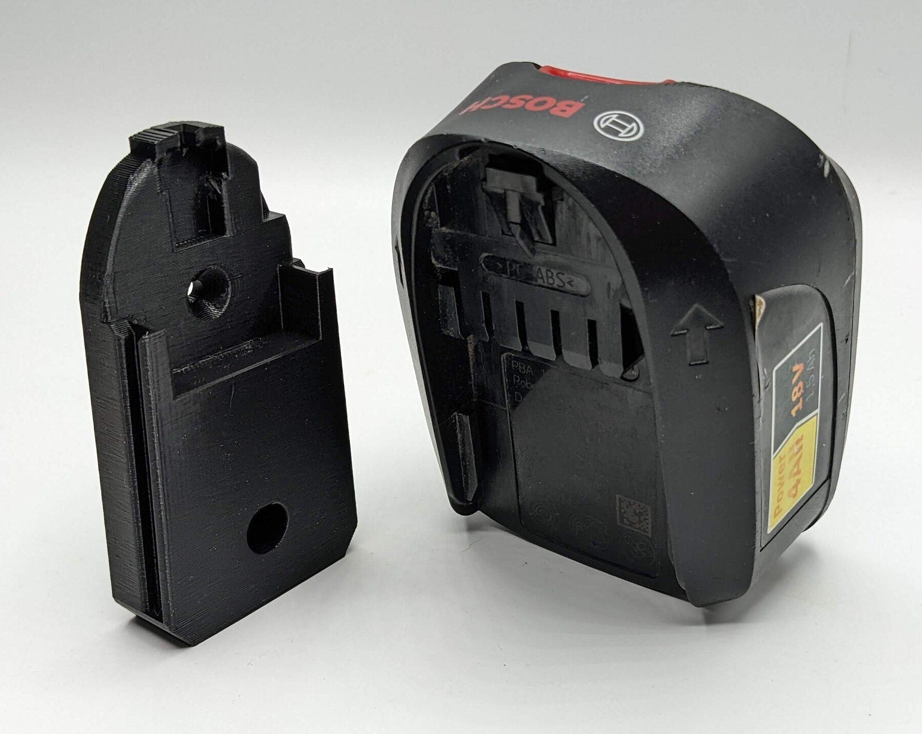 Wall Mount for BOSCH 18V PBA W-B Batteries / Storage Holder - Shed / Workshop / Bosch 18V PBA W-B Battery Mount / Battery Storage Mount