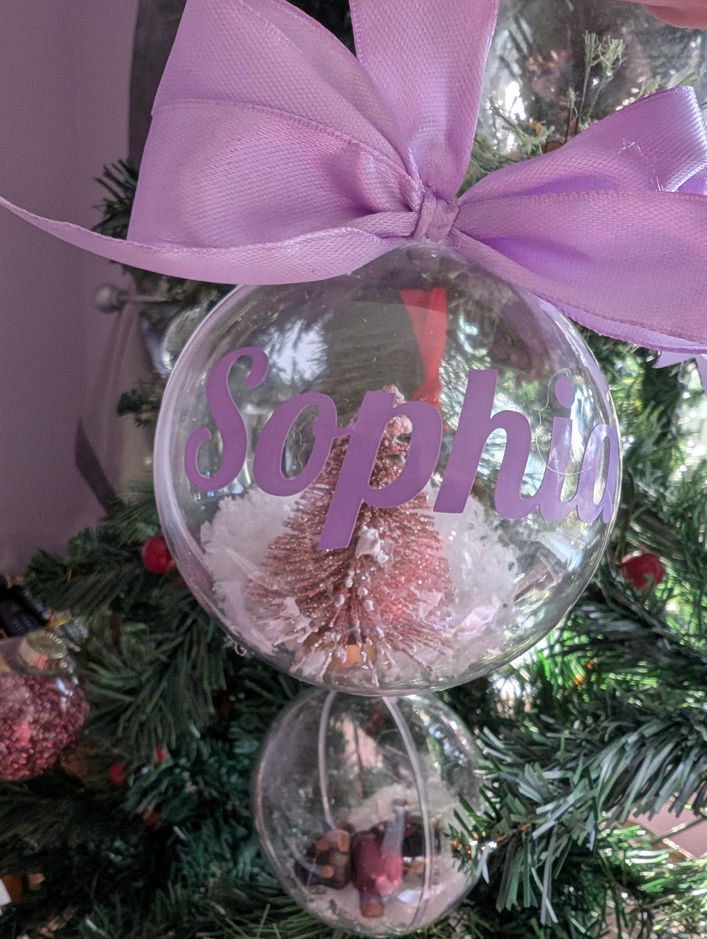 Personalised Glitter Tree Bauble, Snow Globe Bauble, Personalised Decoration, Personalised Christmas Ornament, First Christmas Gift Our Handmade Personalised Glitter Tree Snow Globe Christmas Baubles make the perfect keepsake gift for Christmas.