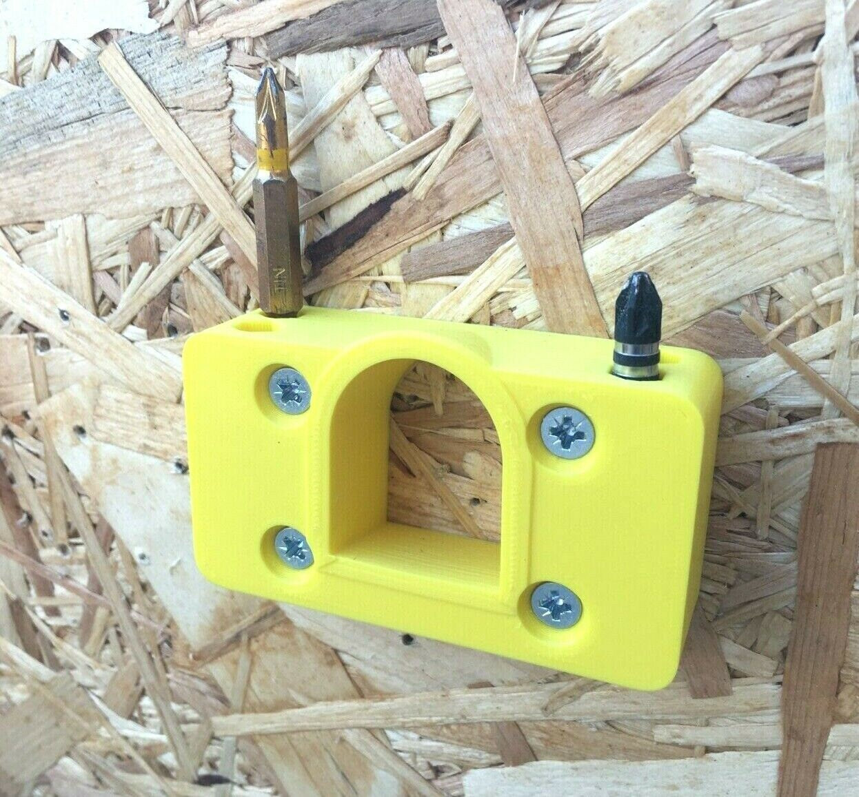 Wall Mount for Ryobi Plus One 18v Battery + colour choice / Ryobi One + Batteries / Battery Mount Holder for Ryobi Plus One 18v Battery