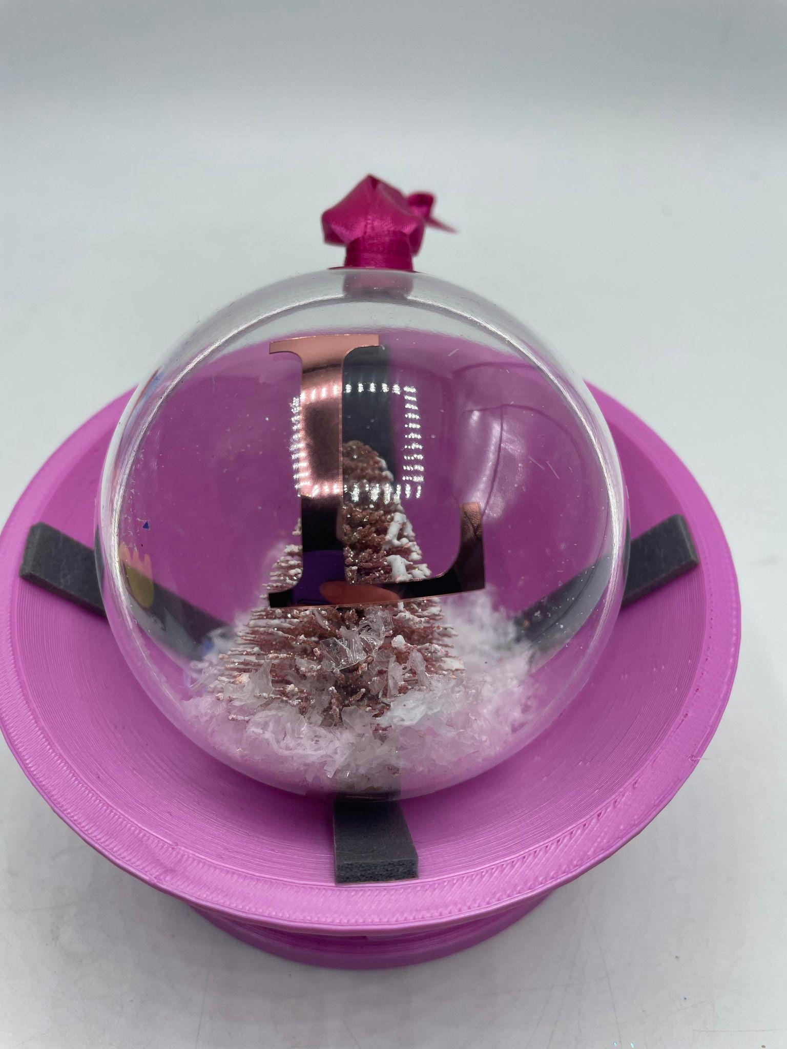 Vinyl Bauble Holder / Bauble Cradle / Bauble Making Holder / Ideal for crafters to hold bauble still (Cricut / Silhouette /Brother Scan&Cut)