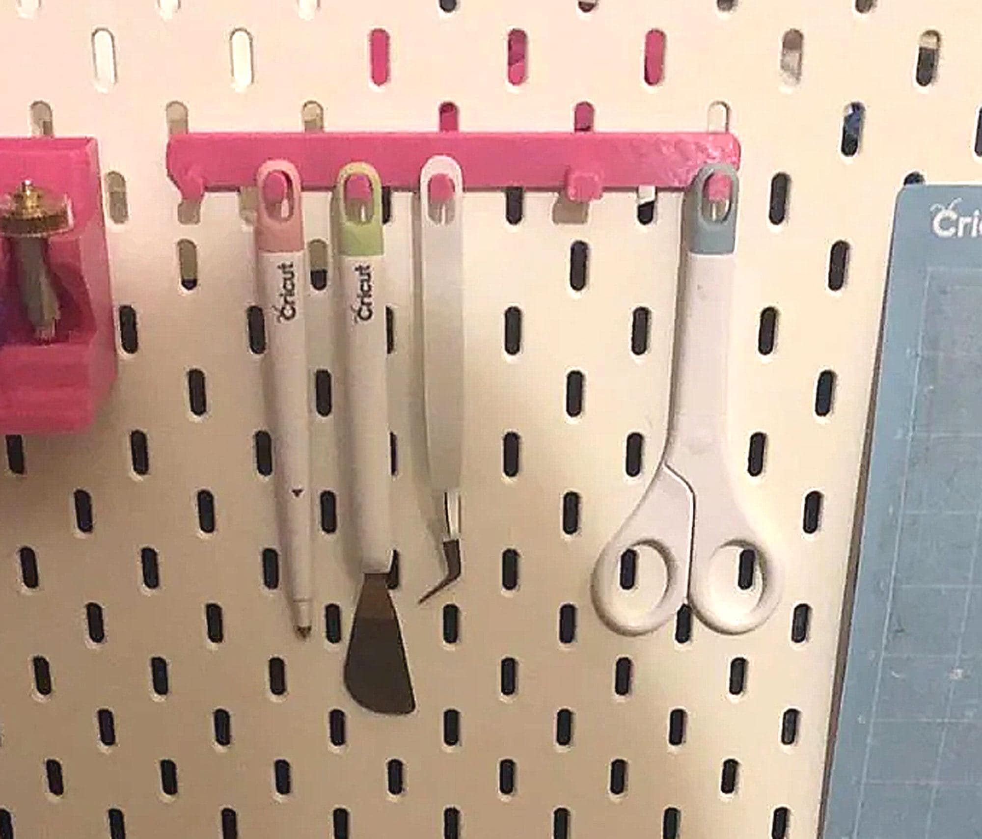 Cricut Tool Holder Mount for Skadis Pegboard / Mount for Cricut Tools & Accessories / Cricut Tool Holder for Cricut Air Tools / Cricut Maker