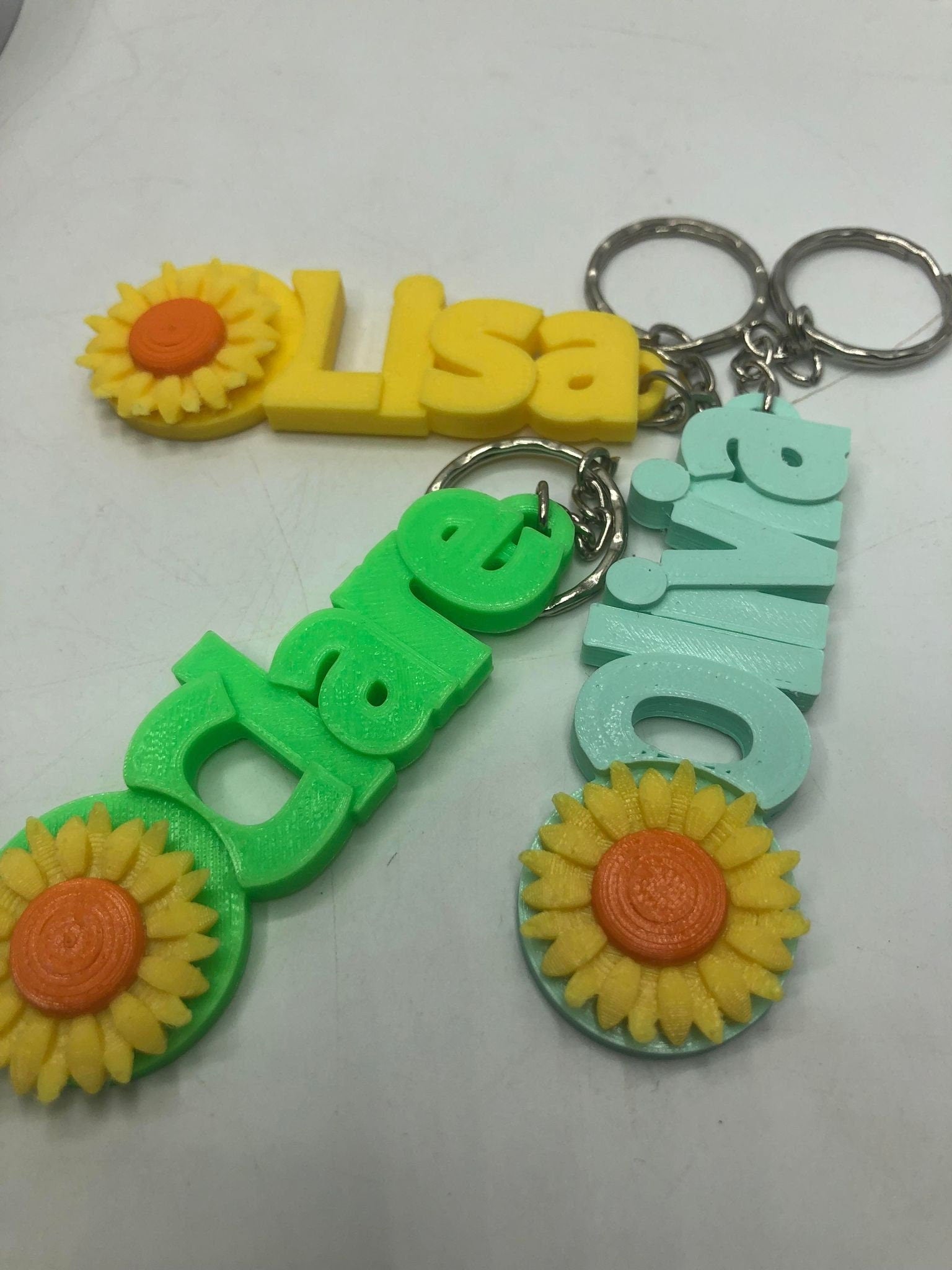 Personalised Sunflower Keyrings / Sunflower Keychain / Flower Keyring / Gift for Flower Lover / Party Bag Filler / Sunflower Keyring Gift