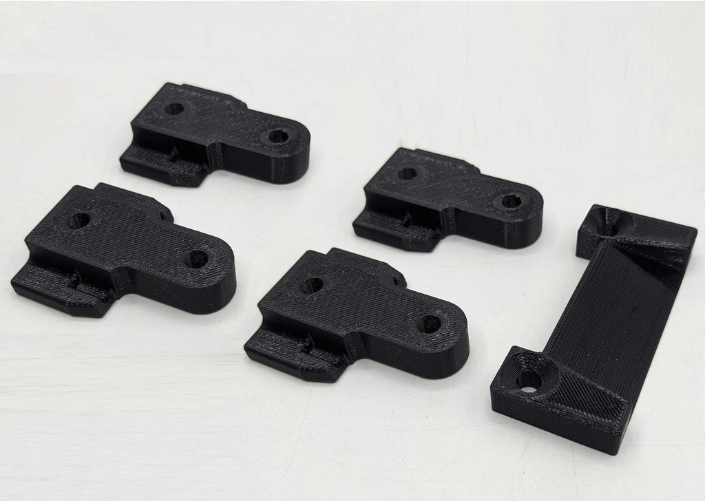 Wall Mount Cleat Kit for Milwaukee Packout Case Organisers with retention latch - for Shed, Van or Workshop
