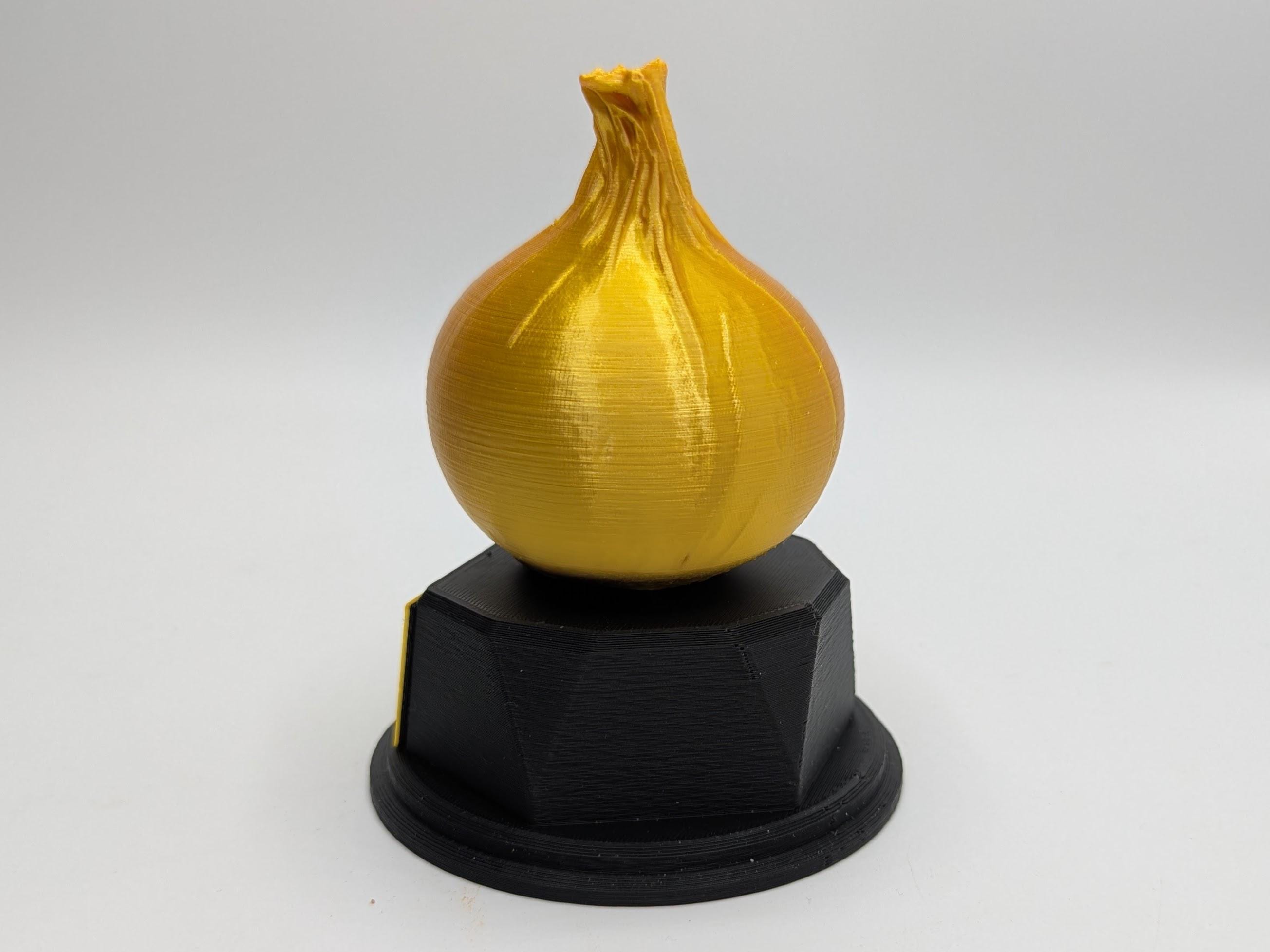 Personalised Onion Trophy, Onion Layers Trophy, Onion Lover Gift, Vegetable Award, Onion Award Trophy, Custom Onion Trophy, Onion Shape Gift