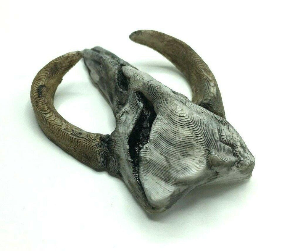 Mythosaur Skull Fridge Magnet, Skull Shaped Magnet, Hand Finished Magnet, Sci-Fi Magnet,  Skull Fridge Magnet, Gothic Skull Magnet Gift