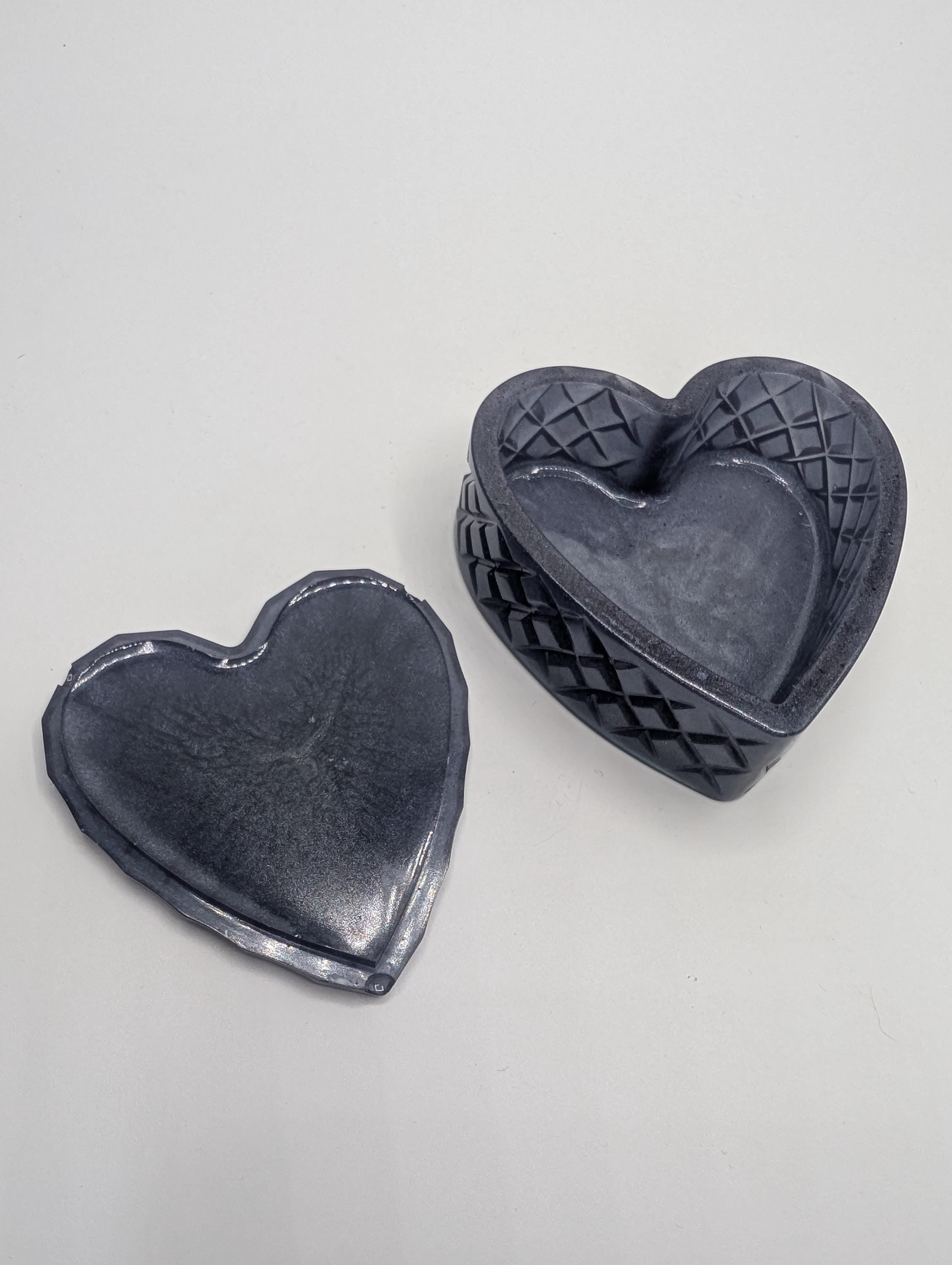 Handmade Trinket Box, Handmade Resin Heart, Heart Trinket Box for Rings, Trinket Heart Storage, Jewellery Storage Heart, Jewelery Box Heart