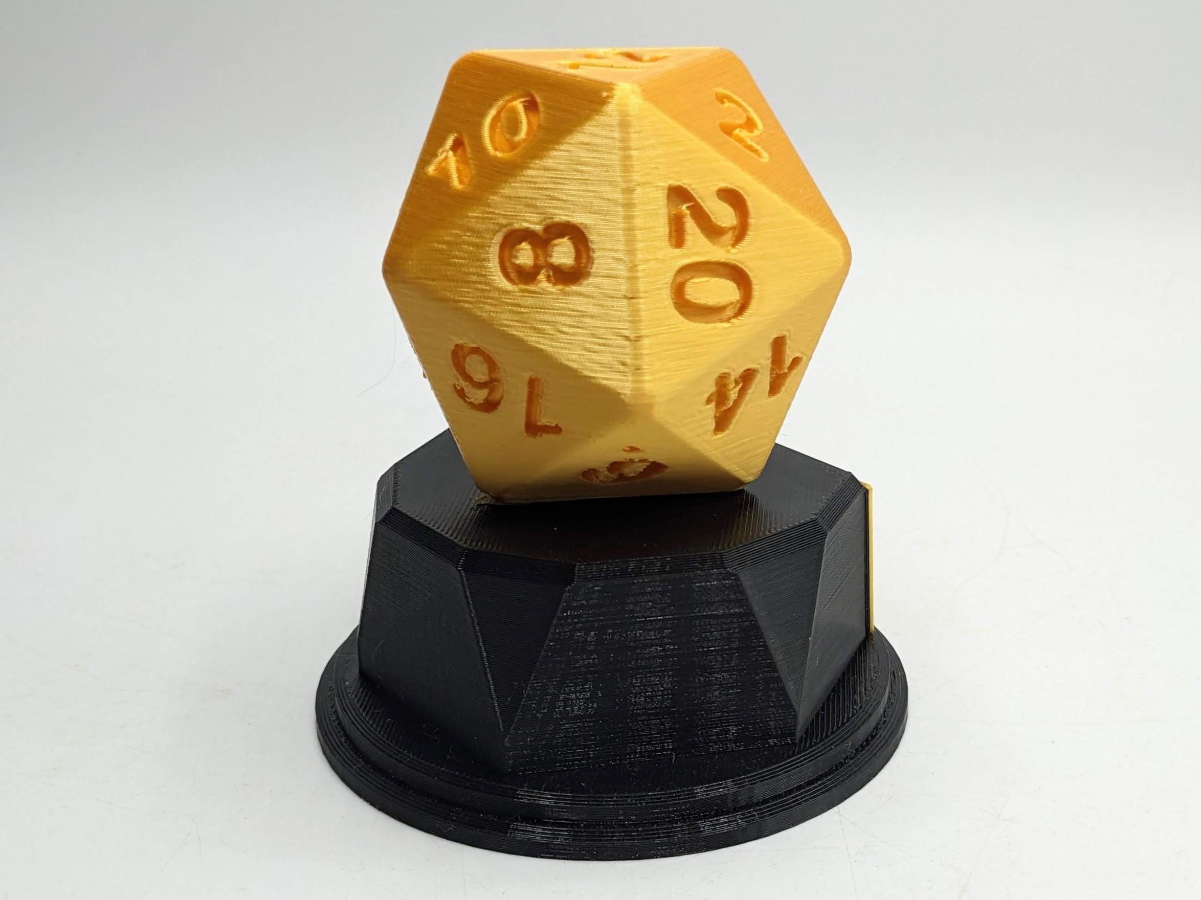 Personalised D20 Trophy / D20 Trophy / D20 Dice Fun Trophy / D20 Dice Gift / D20 Award / D20 Dice Ornament / D20 Board Gaming Gift / D20
