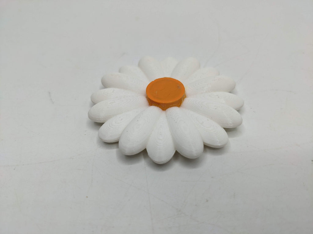 Daisy Flower Magnet / Flower Magnet / Floral Design Magnet / Daisy Magnet / Daisy Fridge Magnet / Daisy Bag Charm / Spring Magnet / Daisy