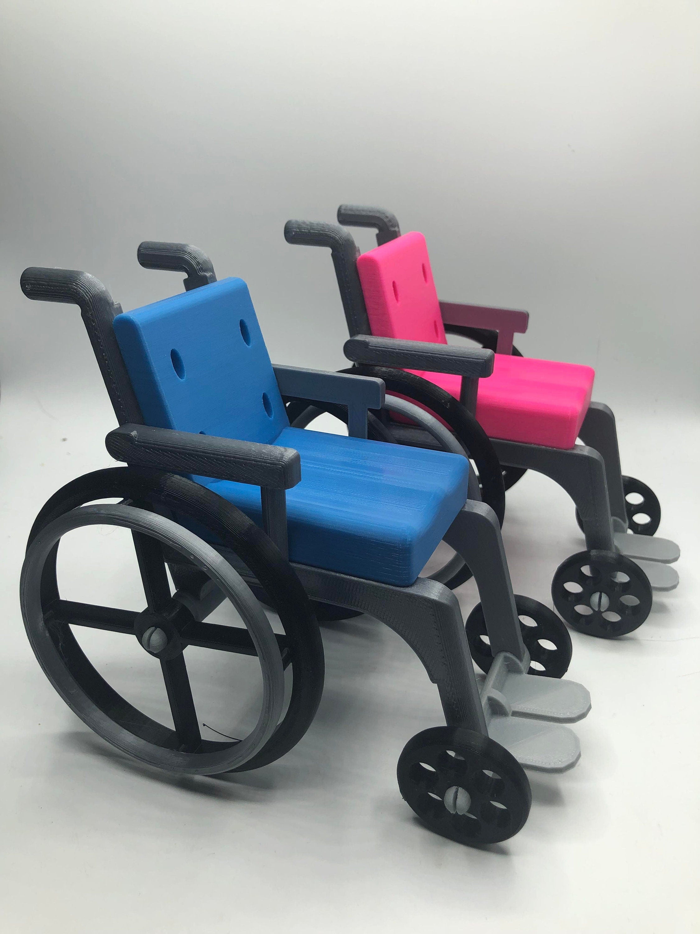 Mini Wheelchair Toy / Compatible with soft Doll Sized Toys / Doll Sized Wheelchair / Suitable for over 14 Years of Age / Wheelchair Display