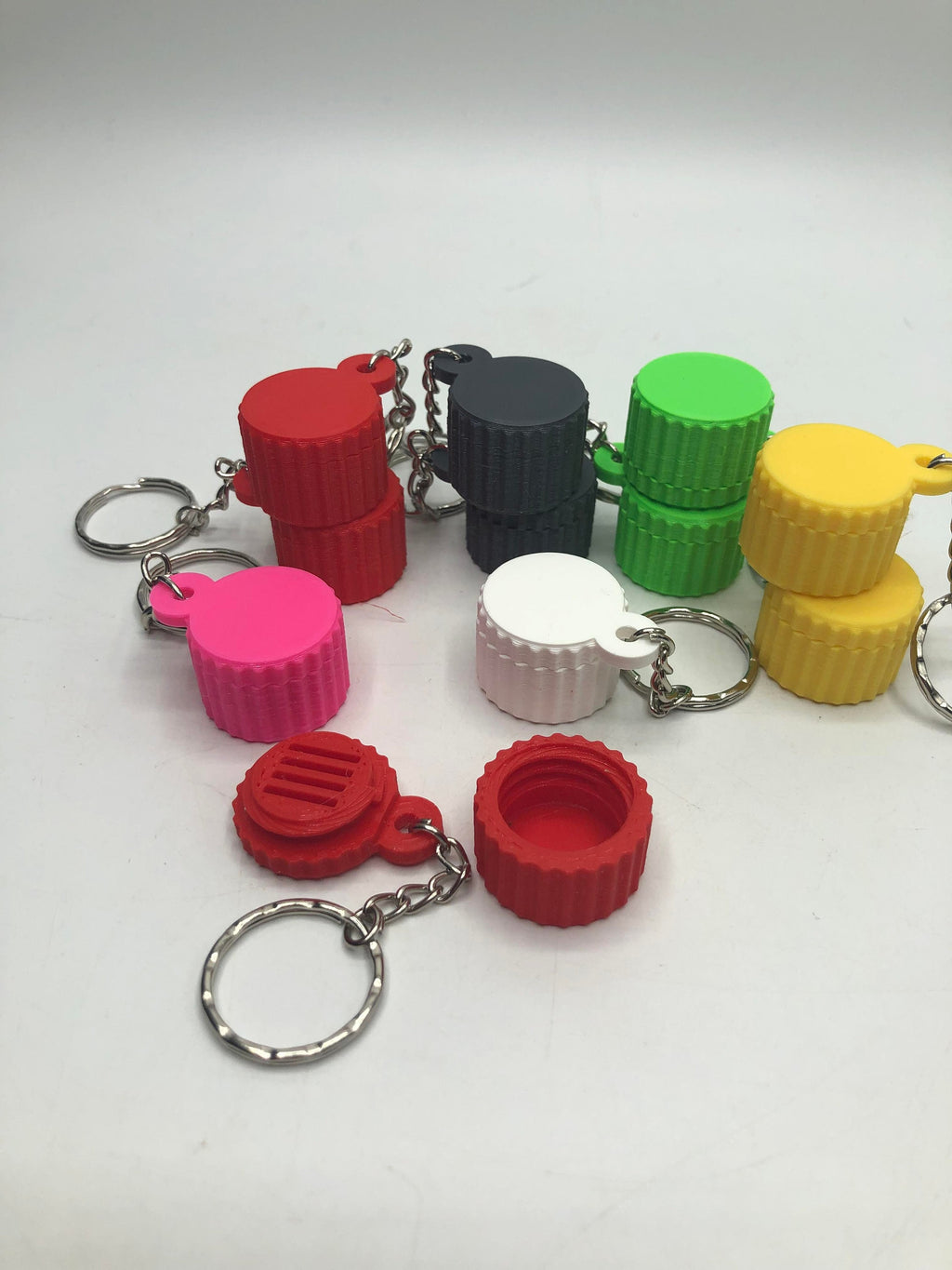 Micro SD Holder Keyring / Mini SD Card or Micro SIM Card Holder Keyring / Holds 4 Cards (Qty1) / Sd Memory Card Holder / Memory Card Keyring