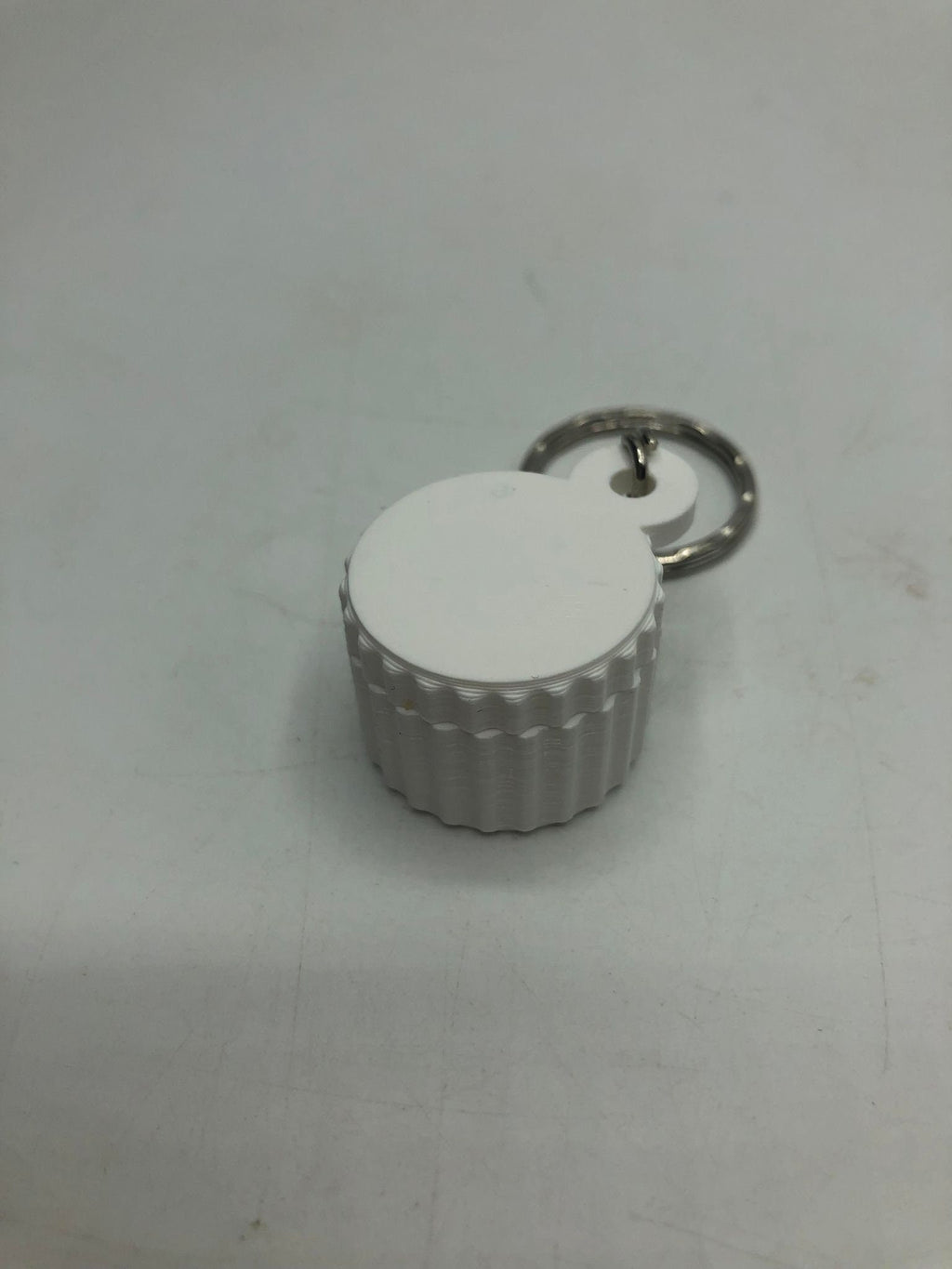 Micro SD Holder Keyring / Mini SD Card or Micro SIM Card Holder Keyring / Holds 4 Cards (Qty1) / Sd Memory Card Holder / Memory Card Keyring