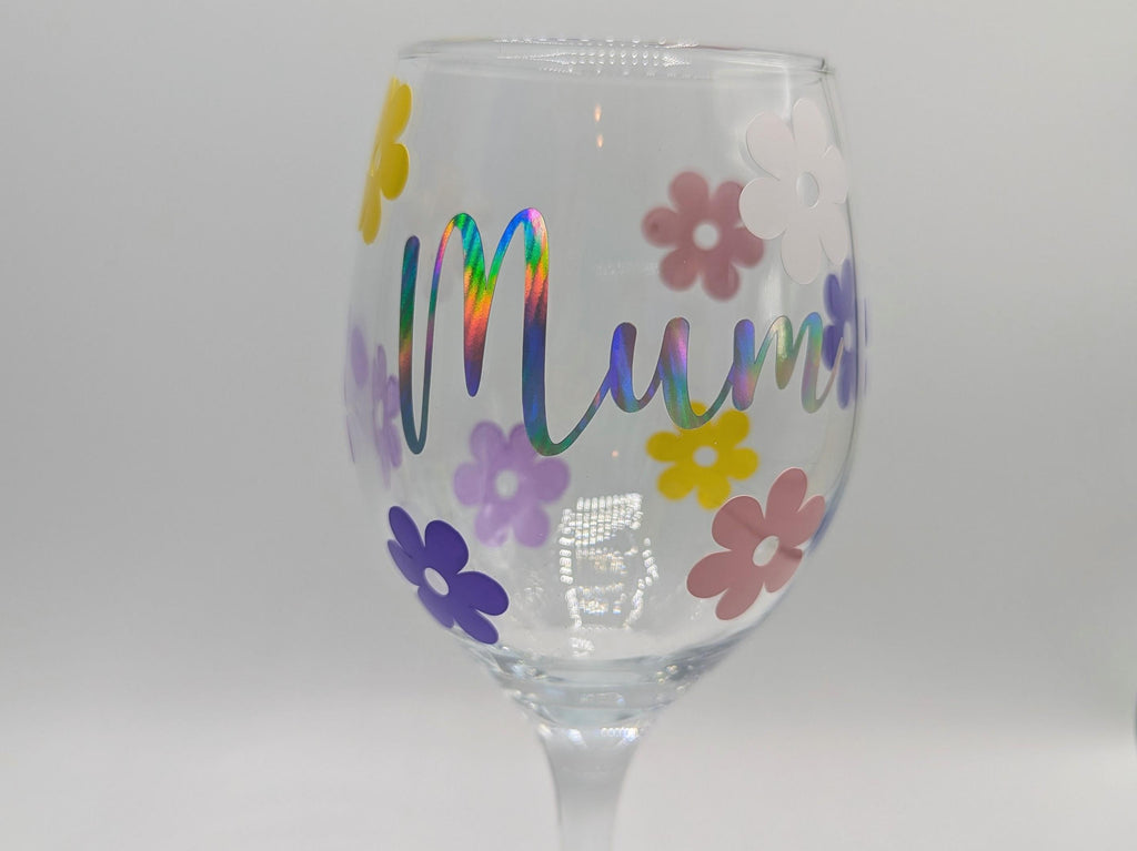 Personalised Wine Glass, Personalised Flower Glass, Gift for her, Mother's Day Gift, Gin Flower Glass, Prosecco Flower Glass, Daisy Flower