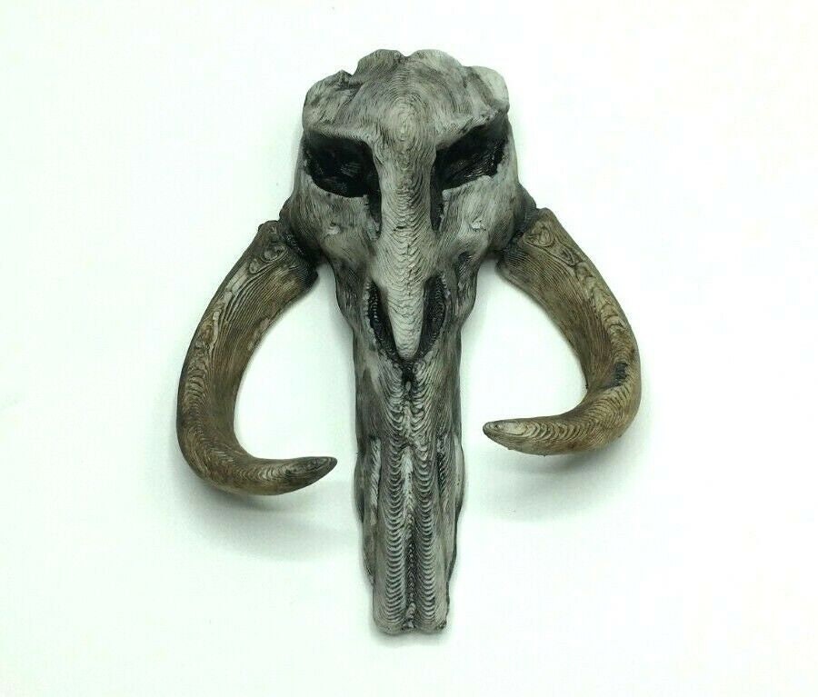 Mythosaur Skull Fridge Magnet, Skull Shaped Magnet, Hand Finished Magnet, Sci-Fi Magnet,  Skull Fridge Magnet, Gothic Skull Magnet Gift