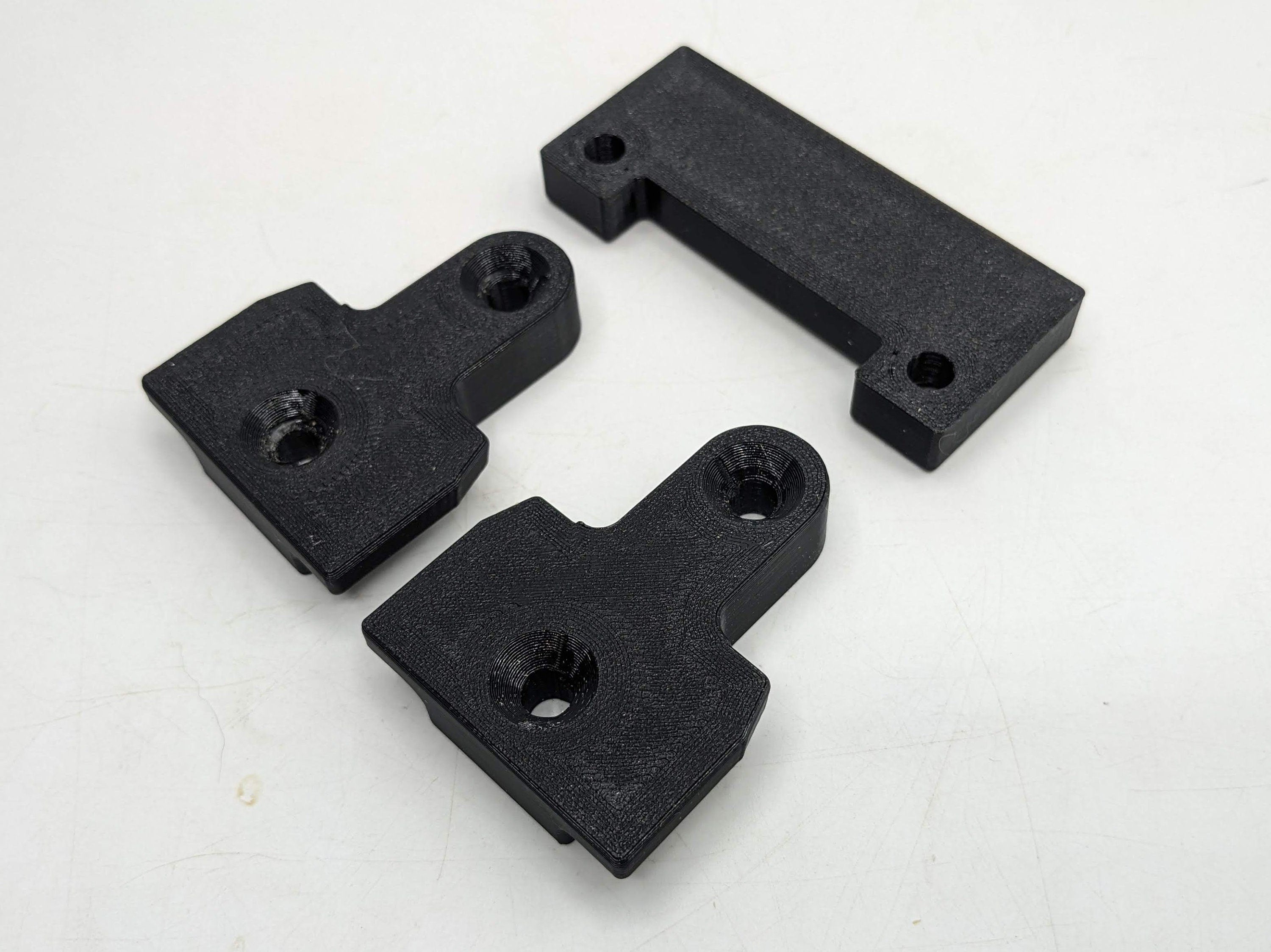 Wall Mount Cleat Kit for Milwaukee Packout Case Organisers with retention latch - for Shed, Van or Workshop