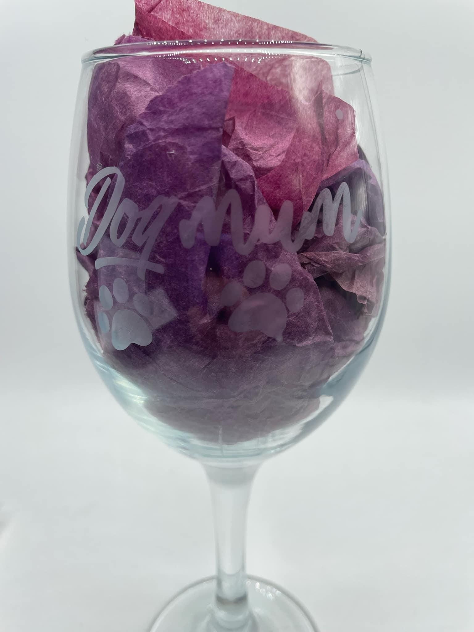 Etched Dog Mum Glass / Dog Mum Gin/Wine/Latte/Prosecco Glass / Mother's Day Gift / Mum Gift / Dog Mam Glass / Christmas Gift / Dog Mum / Dog Mam Our Dog Mum Glasses with/or without matching coasters make the perfect gift for Dog Mum's