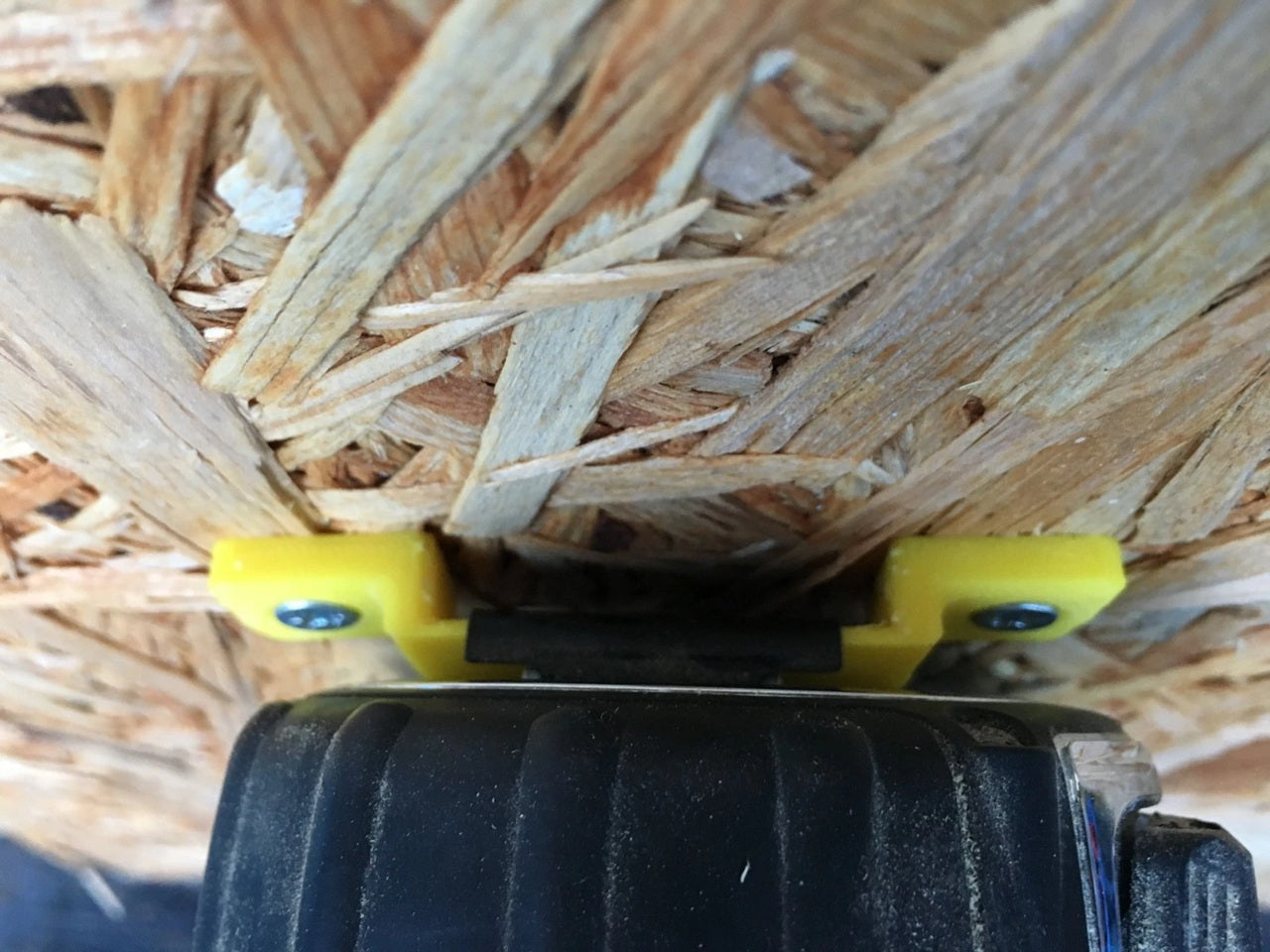 Tape Measure Holder, Tape Measure Storage, Tape Measure Mount, Clip for Tape Measure, Store Tape Measure in Van or Workshop (x3)
